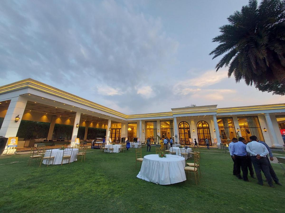 Kingston Resort Kanpur Luaran gambar