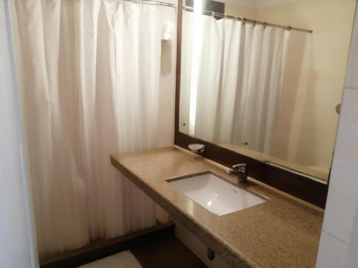 Kingston Resort Kanpur Luaran gambar