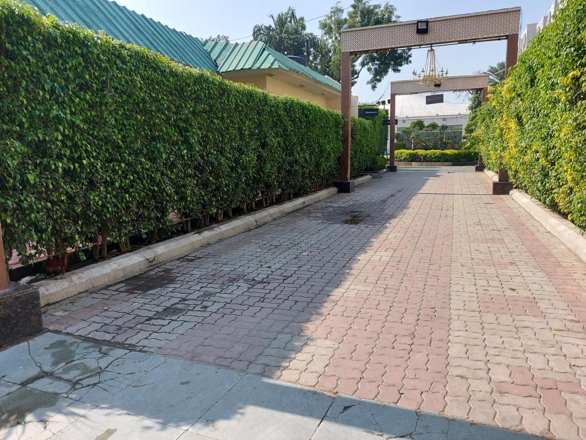 Kingston Resort Kanpur Luaran gambar